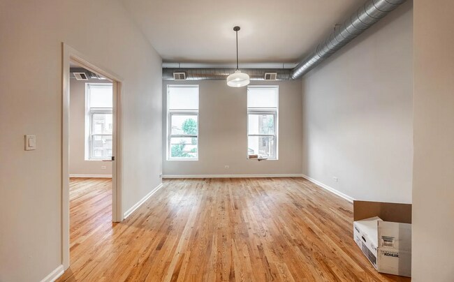 Photo - 1538 N Milwaukee Ave Unit 2F
