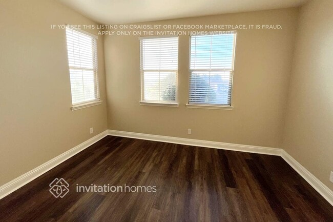 Photo - 4039 Huston Way