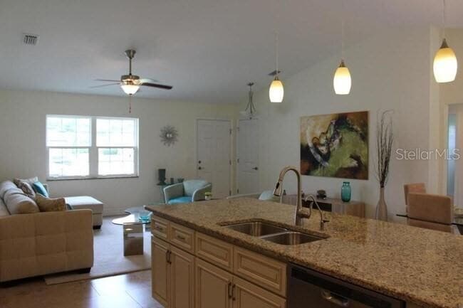 Photo - 1876 Atwater Dr