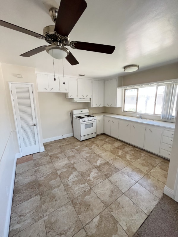 Photo - 627 N Vine Ave