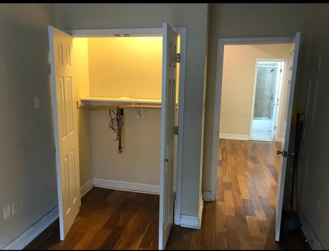 Photo - 1525 W Girard Ave Unit 2F
