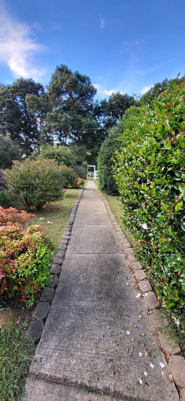 Photo - 338 Hicks Farm Rd