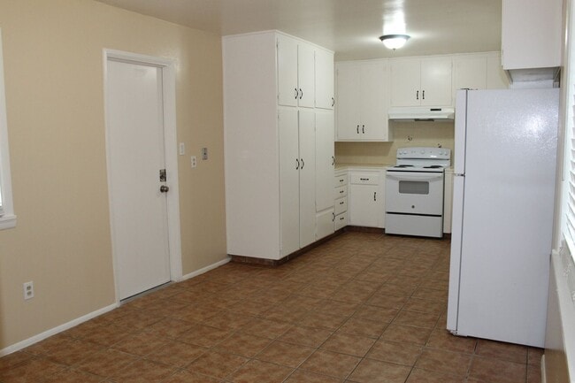 Photo - Cute Home in Bakersfield