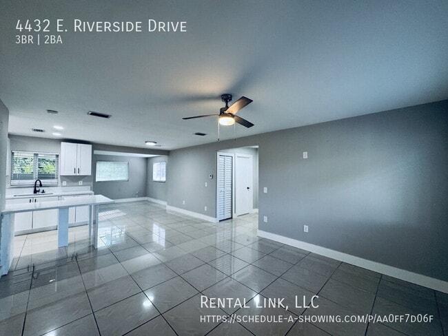 Photo - 4432 E Riverside Dr