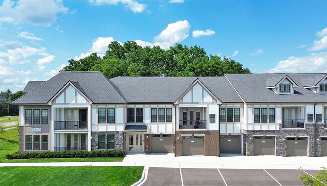 Legacy Rochester Hills Apartments