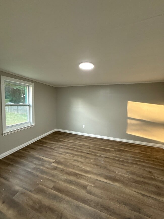Photo - 171 Grant Ln