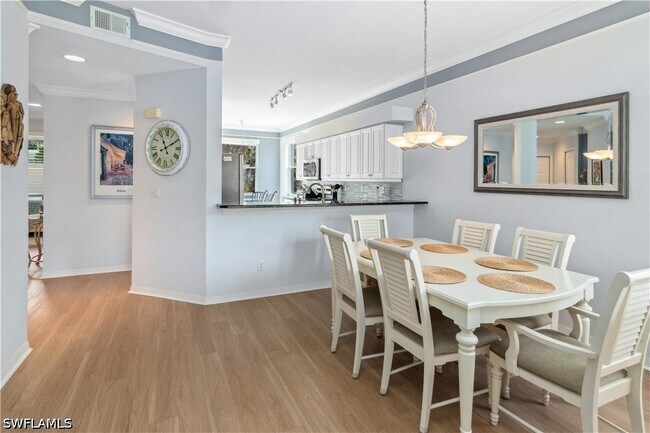 Photo - 7515 Stoneybrook Dr Unidad 811