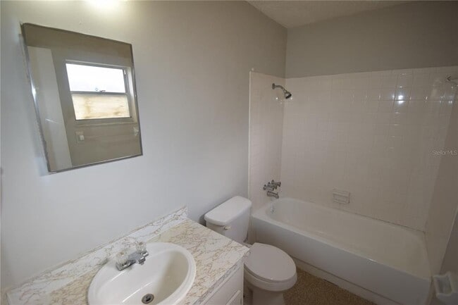 Photo - 115 Leelon Rd