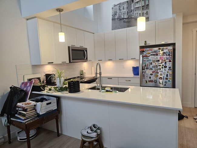 Photo - 22562-22121 121 Ave