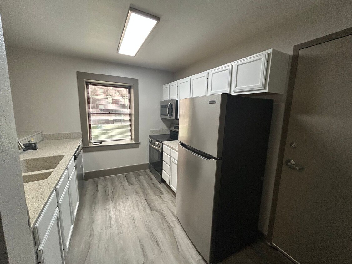 Spacious Downtown 3 bedroom with updates. ... - Spacious Downtown 3 bedroom with updates. ...