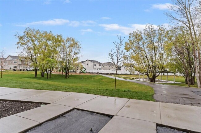 Photo - 1045 N 200 W