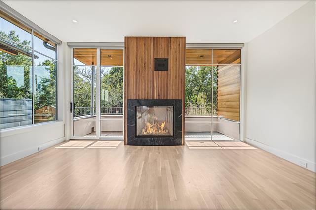 Photo - 3619 Springbrook St