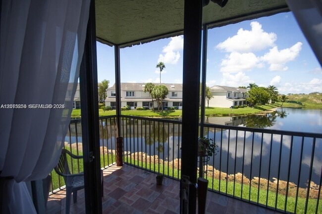 Photo - 16561 Blatt Blvd Unit 201