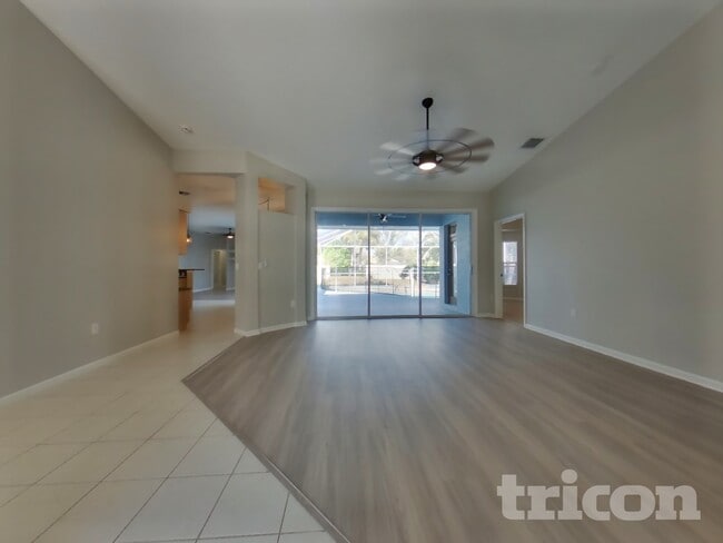 Photo - 4903 Cedar Oak Way