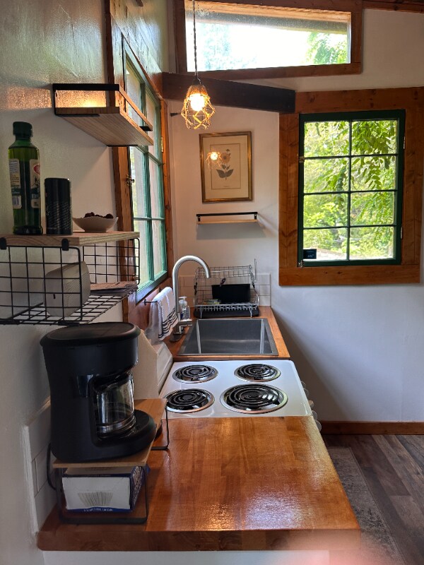 Photo - 224 E Deep Creek Rd