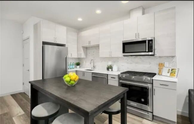 Photo - 1012 NE 92nd St