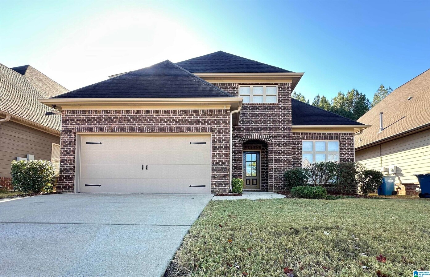 Photo - 1052 Springfield Dr