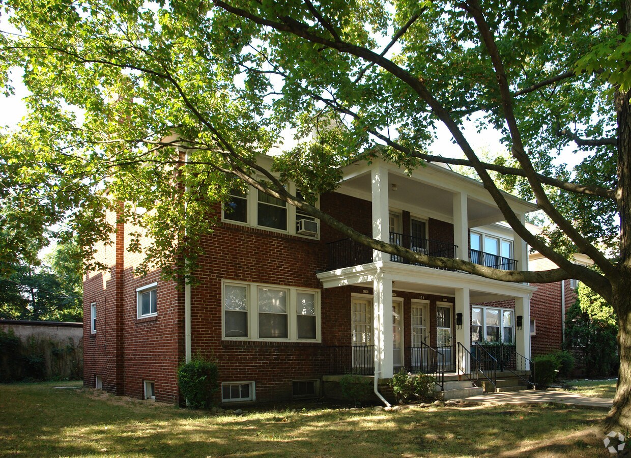 Photo - 1533-1535 W 3rd Ave