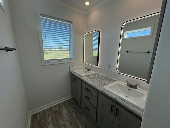 Photo - 7812 Cameo Ln