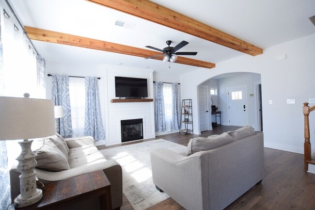 Photo - FENCEND IN BACKYARD!!!