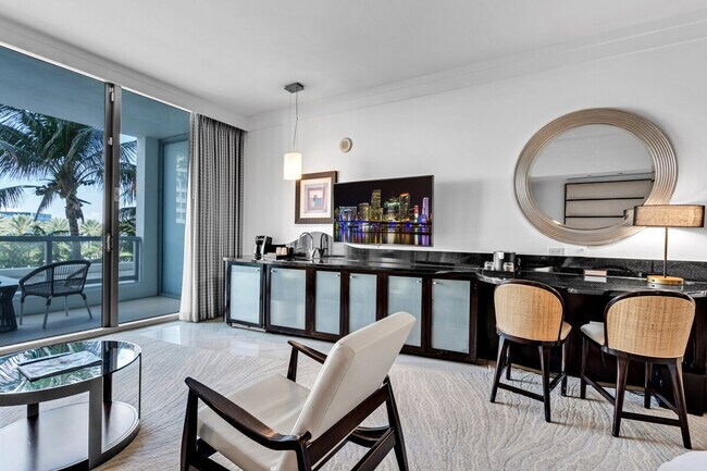 Photo - 4441 Collins Ave Unit SI ID1540552P