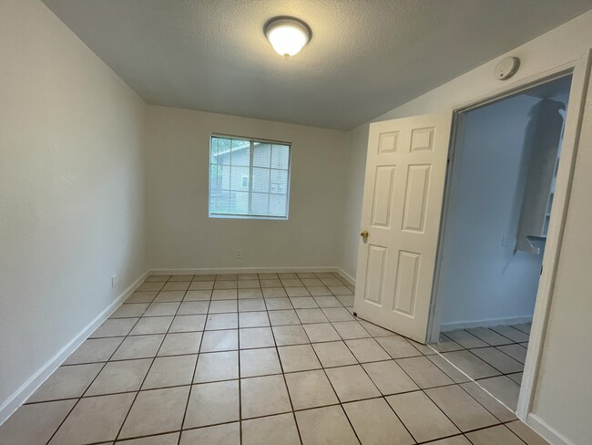 Photo - 7723 Molinos Ave Unidad C