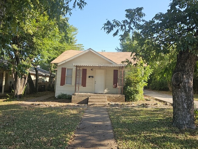 Building Photo - 5108 Locke Ave Rental