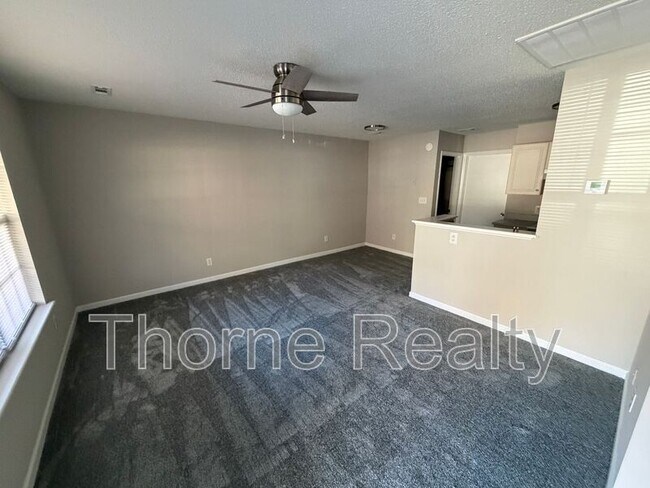 Photo - 2260 Sherwood Ave Unidad APT C