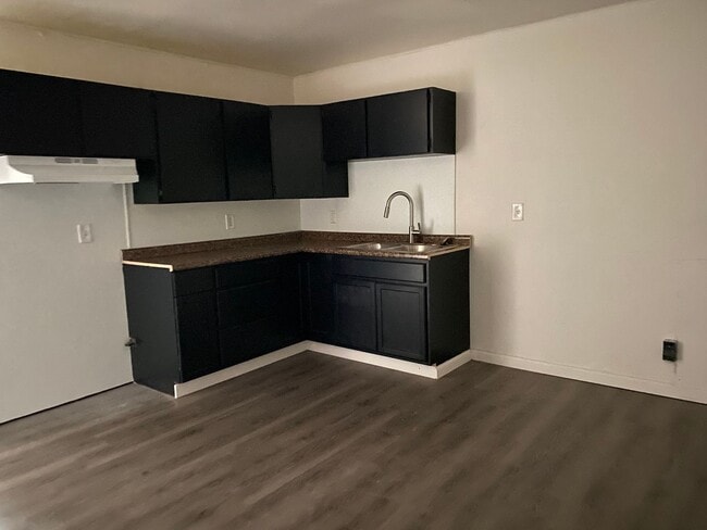 Photo - LIMITED TIME**NO APPLICATION FEE**1/2 OFF ...