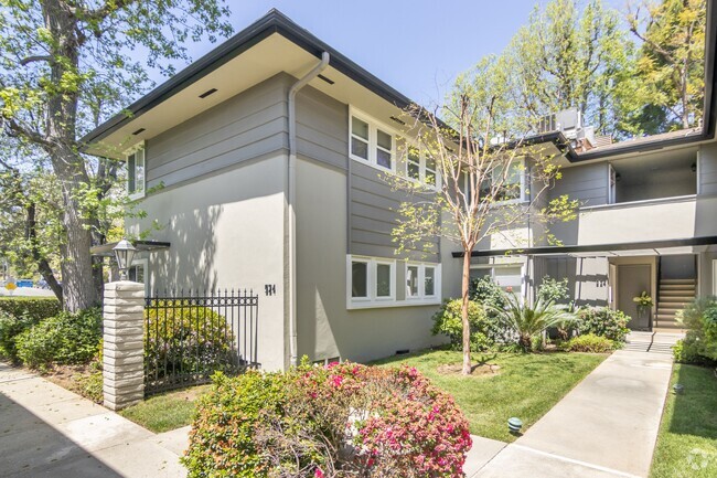 Building Photo - 924 S Orange Grove Blvd Unit A Rental
