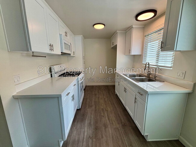 1126 E Doran St Unidad C