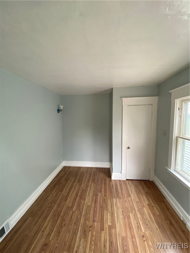 Photo - 95 Westminster Ave