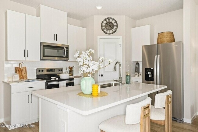 Photo - 3608 YORK Ln