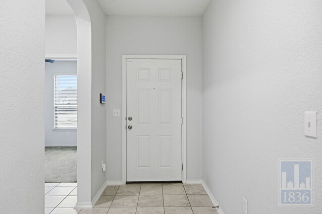 Photo - 8005 Crystalbrook W