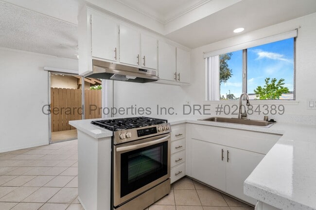 Building Photo - 7242 Toulouse Dr Unit #3