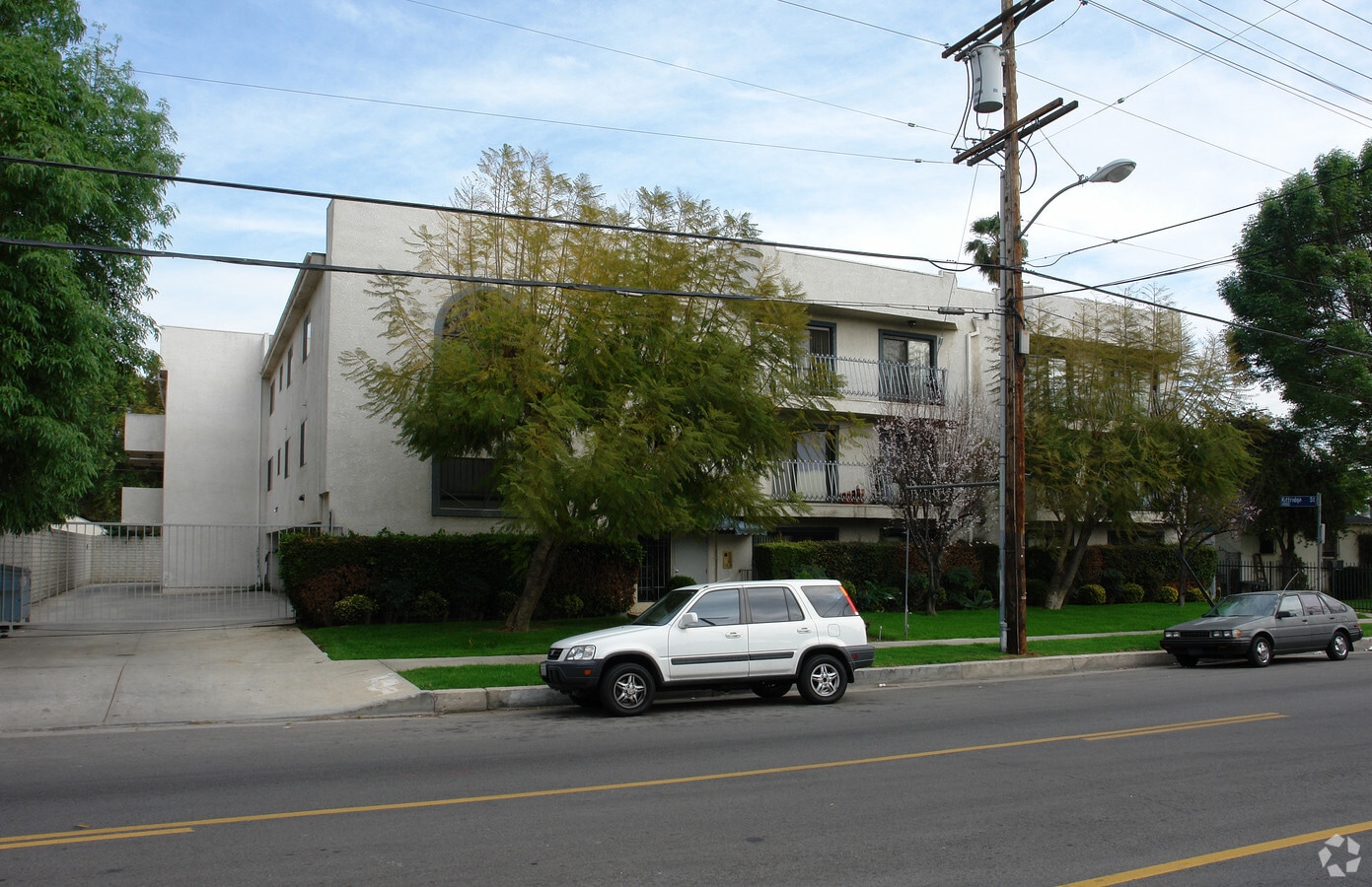Hazeltine Apartments - Hazeltine Apartments
