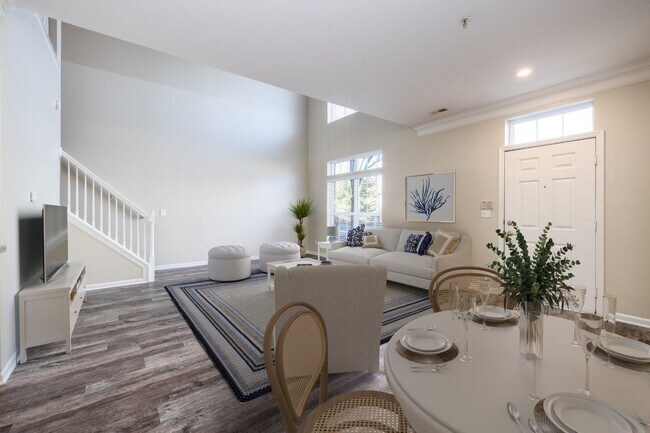 Christopher Wren Apartments and Townhomes
