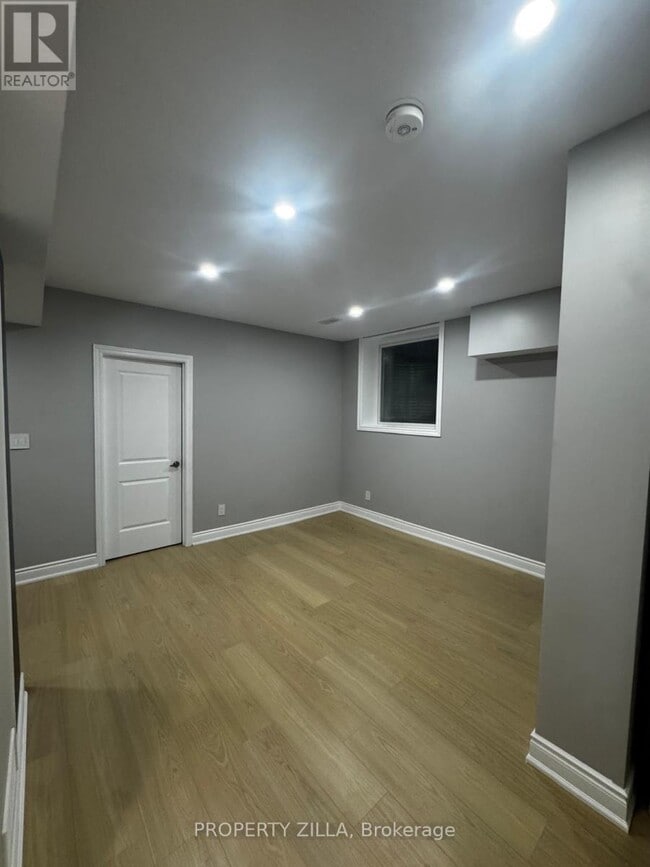 Photo - 163 Freure Dr