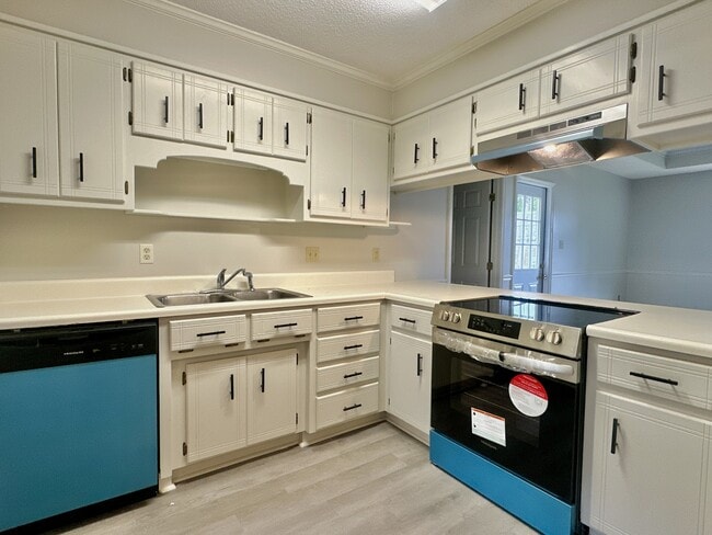 Photo - 334 Sawgrass Dr