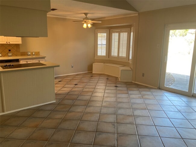 Photo - 9250 Rockhurst Dr