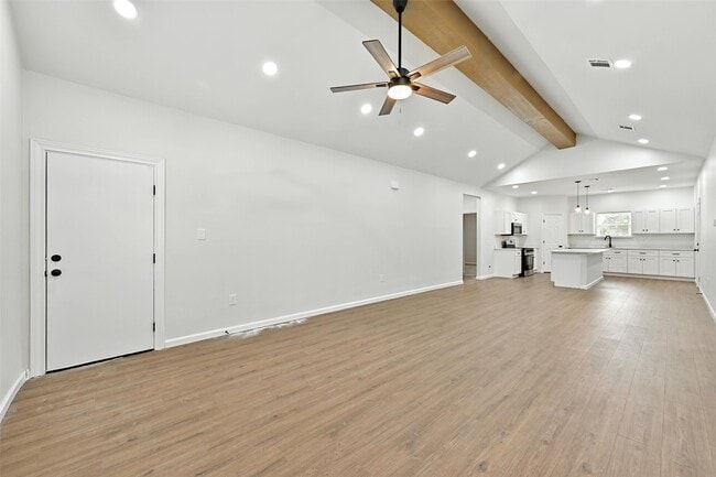 Photo - 6105 Woodrow St