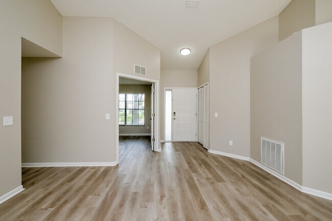 Photo - 1621 Dusty Rose Ln