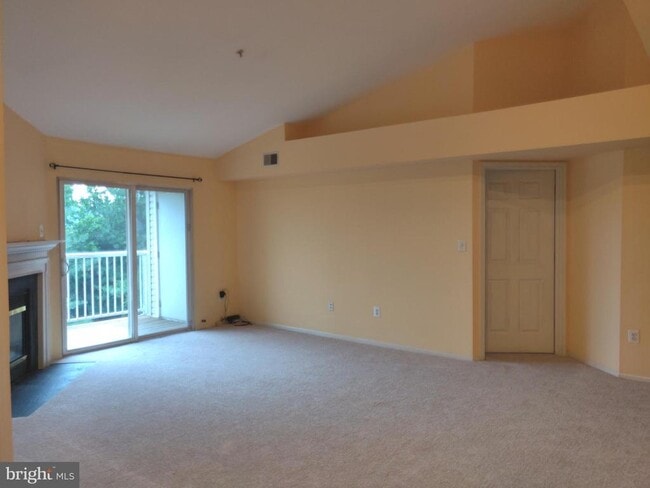Photo - 13800 Farnsworth Ln Unit 5404