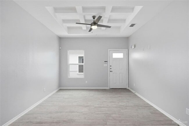 Photo - 304 S Retama Ln Unit 2