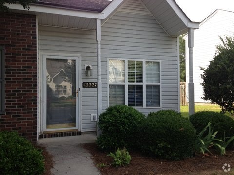 Building Photo - 12227 Paperbark Cir Rental