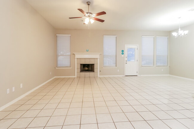 Photo - 2307 Jefferson Crossing Dr