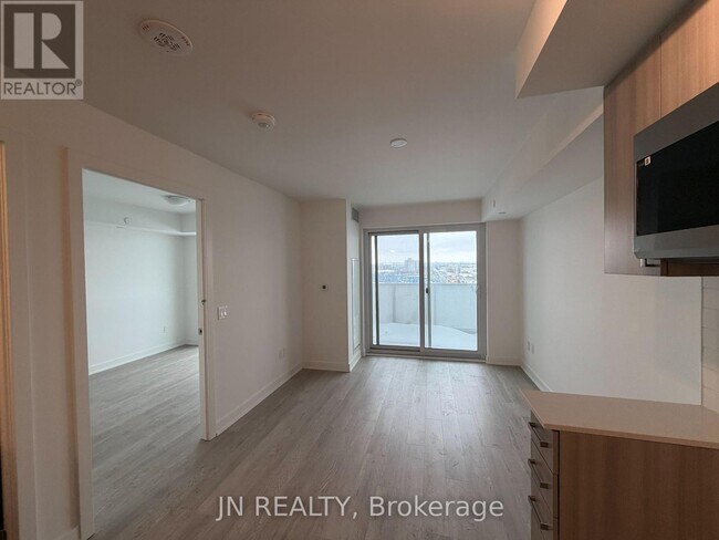 Photo - 1010 Sandy Beach Rd Unité 1112