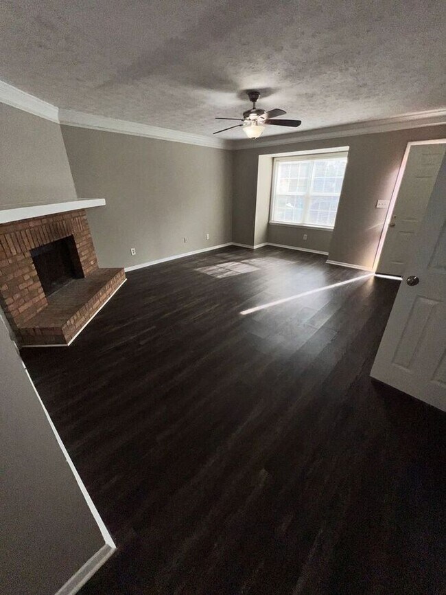 Photo - Available now!!! 2 bedroom 2.5 bath town home available in Snellville!!!