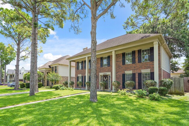 Building Photo - 10503 Minturn Ln