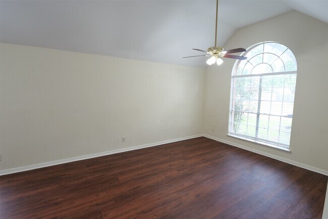 Photo - 1314 Hollow Ash Ln